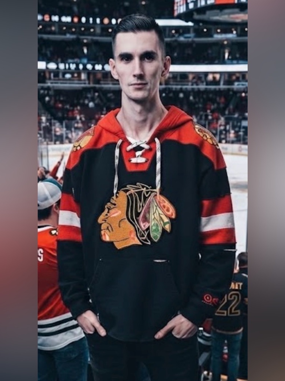 Chicago Blackhawks Red Black Lace-Up Hockey Embroidered Hoodie M’s Small